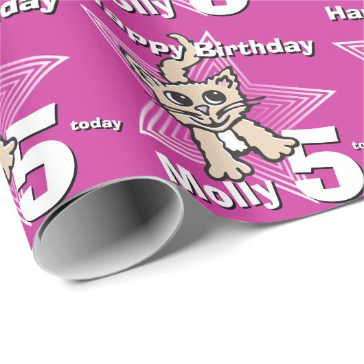 猫のピンクはあなたの年齢の名前の第5誕生日の覆いを加えます ラッピングペーパー (ロールコーナー)