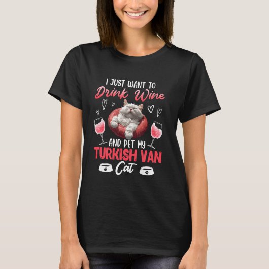 猫のママはワインを飲んでターキーを撫でたいだけ Tシャツ (正面)