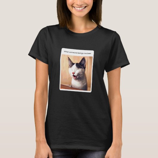 猫のミーム ビール好き アルコール Tシャツ (正面)
