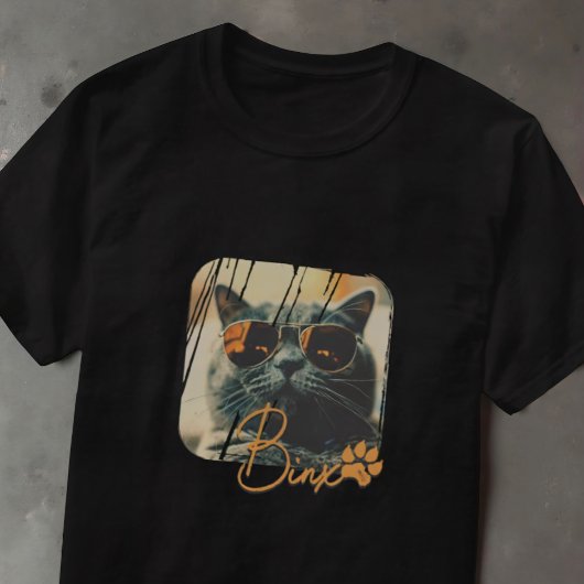 猫のモダン名シンプルクールグランジと写真 Tシャツ