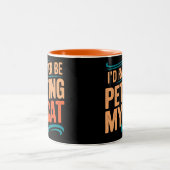 猫のヴィンテージマグを食べたい ツートーンマグカップ (中央)