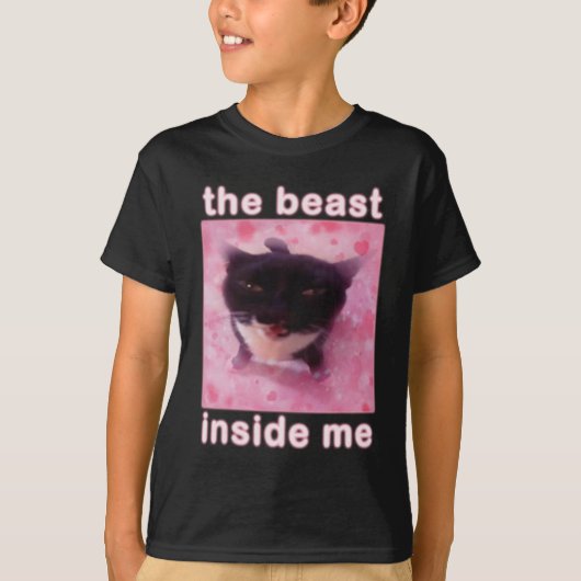 猫の中の獣おもしろい Tシャツ (正面)