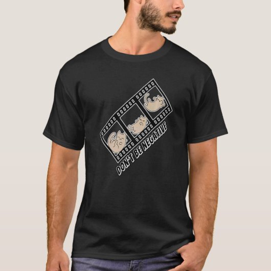 猫の写真 ネガティブになるな Tシャツ (正面)