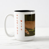 猫の大きいマグとの朝 ツートーンマグカップ (左)