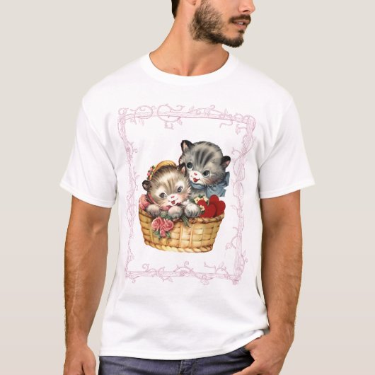 猫の子供のTシャツ Tシャツ (正面)