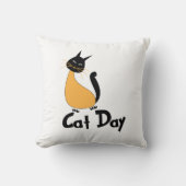 猫の日+猫 クッション (正面)