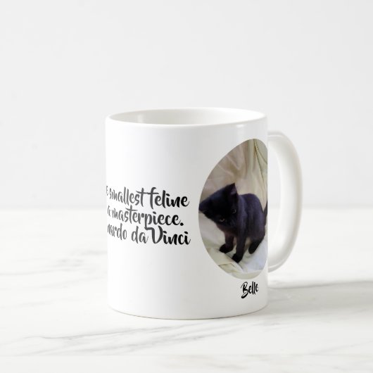 猫の最高傑作2枚の写真と名前 コーヒーマグカップ (正面右)