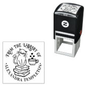 猫の本に座る#3、コーヒーマグライブラリ名 セルフインキングスタンプ (インサイチュ)