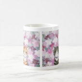 猫の桜のマグのかわいい虎猫猫の花 コーヒーマグカップ (中央)
