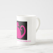 猫の猫の鳴き声の救助の"ピンク猫"のマグ ボーンチャイナマグカップ (正面右)