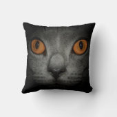 猫の目の両側違う- クッション (裏面)