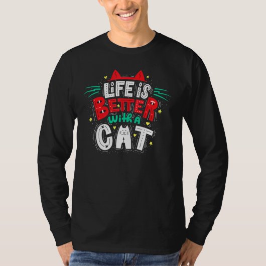 猫の耳とヒゲの方が生きがいが良い Tシャツ (正面)