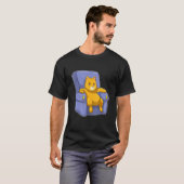 猫の肘掛け椅子 Tシャツ (正面フル)