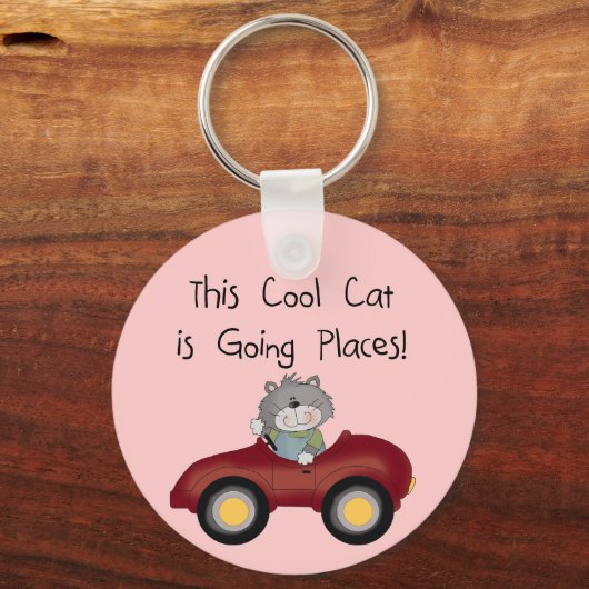 猫の行く場所赤い車のTシャツおよびギフト キーホルダー (正面)