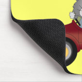 猫の行く場所赤い車のTシャツおよびギフト マウスパッド (コーナー)