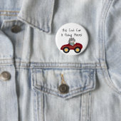 猫の行く場所赤い車のTシャツおよびギフト 缶バッジ (インサイチュ)