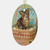 猫の裁縫 セラミックオーナメント (左)