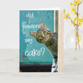 猫の誕生日おもしろいが、誰かがケーキを言った カード (黄色い花)