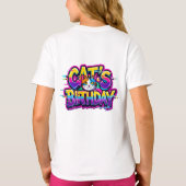 猫の誕生日レインボーグリッチ Tシャツ (裏面)