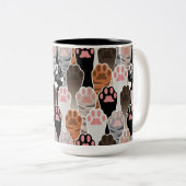 猫の足のパターンが多い ツートーンマグカップ (正面右)