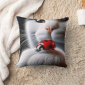 猫の足のラディバグ クッション (ブランケット)