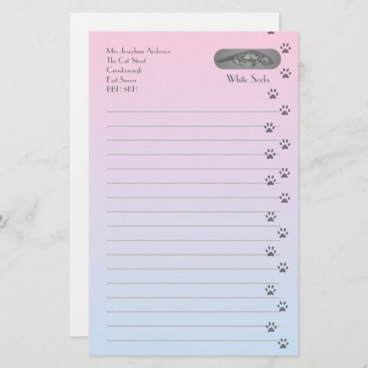 猫の足跡の灰色および白い猫 便箋 (正面/裏面)