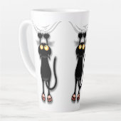 猫の面白いキャラクターが布を引っかく カフェラテマグ (左アングル)