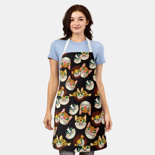 猫の顔 エプロン (着用した状態)
