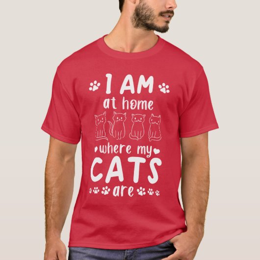 猫の飼い主の私が飼っている家では、猫が飼い主の私が猫のLov Tシャツ (正面)