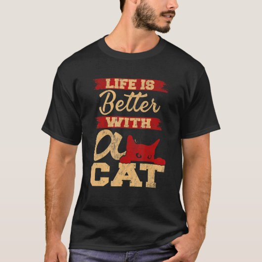 猫の飼い猫と Tシャツ (正面)