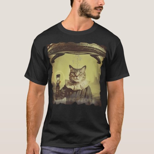 猫のUfo自撮り攻撃 Tシャツ (正面)