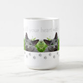 猫はあなたのハートのマグを満たします コーヒーマグカップ (中央)