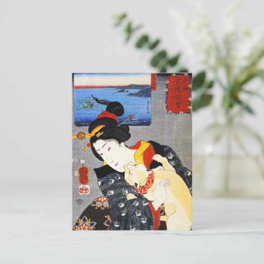 猫はがきを持つ国芳女性 ポストカード (スタンド正面)