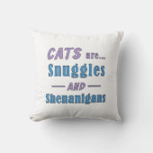 猫はスナグルズとシェナニ人 クッション (正面)