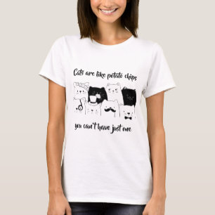 猫はポテトチップの//猫の落書きのようです Tシャツ