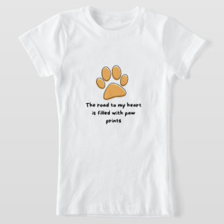 猫は人生を甘くする秘密の成分 Tシャツ