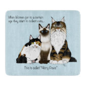 猫は多く足が青おもしろいい カッティングボード (正面)