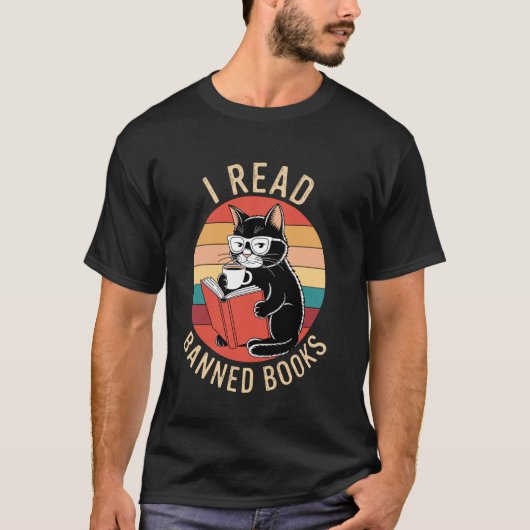 猫は発禁本を読む Tシャツ (正面)