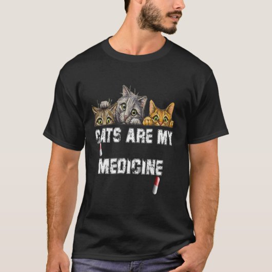 猫は私の薬 Tシャツ (正面)