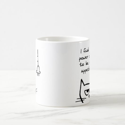 猫は電源コード-おもしろいな猫のマグ--を愛します コーヒーマグカップ (中央)