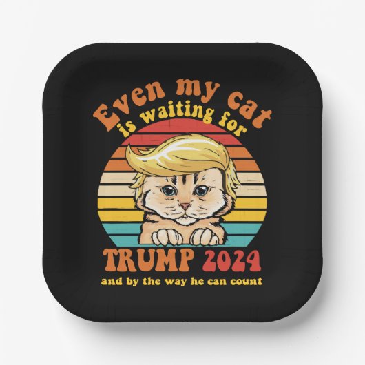 猫も2024年のトランプのアパレルを待っている ペーパープレート (正面)
