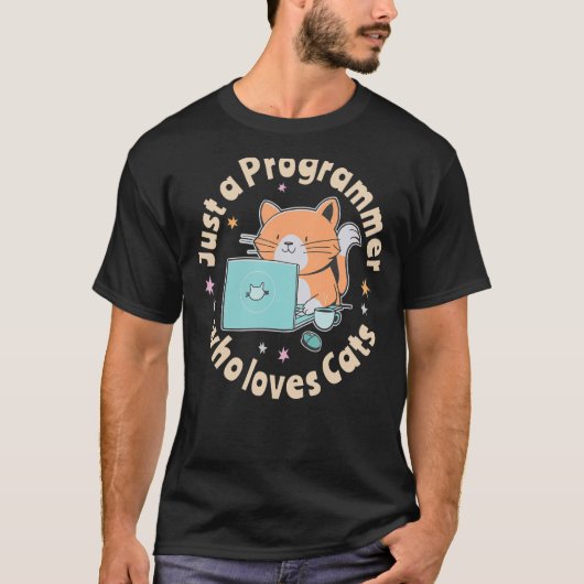 猫やコンピューターが大好きなプログラマのタラ Tシャツ (正面)