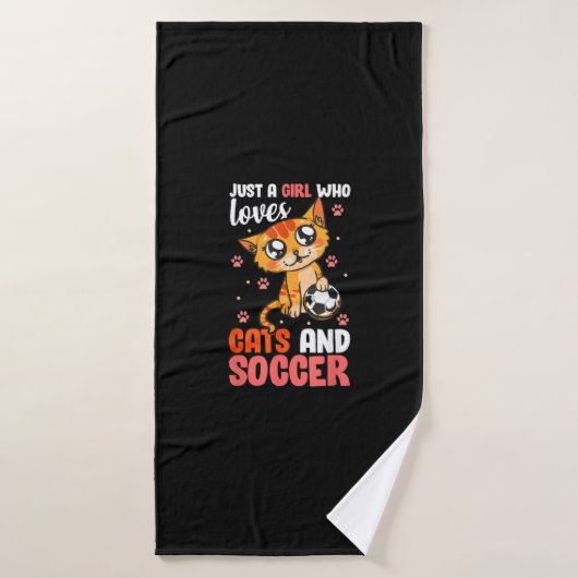 猫やサッカー子猫が大好きな女の子 バスタオル (バスタオル)