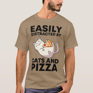 猫やピザのかわいい猫に気を取られる Tシャツ