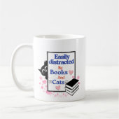 猫や本に気を取られやすいマグカップ コーヒーマグカップ (左)