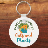 猫や植物に気を取られやすい猫好き キーホルダー (正面)