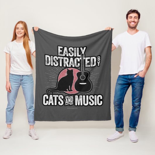 猫や音楽にすぐに気が散る フリースブランケット (インサイチュ)