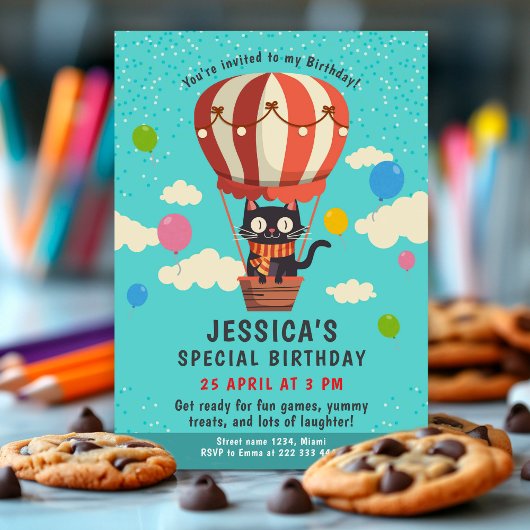 猫よくはしゃぐ風船1歳の誕生日 招待状