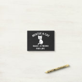 猫を助けて一生の友となる ポストイット (デスク上)