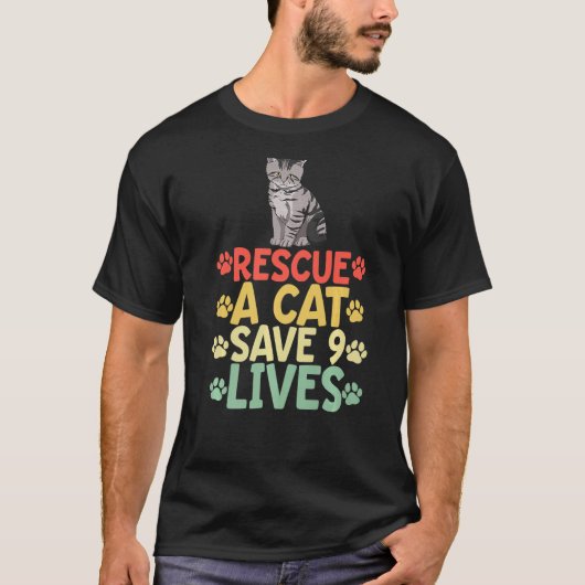 猫を救う9救ライフ猫の愛猫ペット Tシャツ (正面)